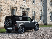 Druga generacja, Czarny, Land Rover Defender II, Budynek