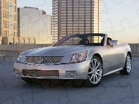 Srebrny, Cadillac XLR