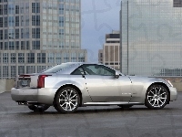 Srebrny, Cadillac XLR