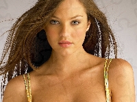 Candice Swanepoel, Spojrzenie