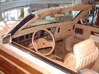 Chrysler Le Baron, Wnętrze