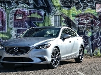 Ściana, Mazda 6 Grand Touring, 2016, Graffiti