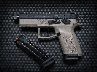 CZ P-07, Pistolet, Magazynek