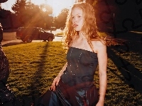 czarna suknia, Julia Stiles, zachód Słońca