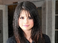 Czarne, Selena Gomez, Włosy