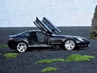 Czarny, Mercedes Benz SLR