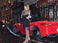 Czerwone, Ekaterina Fetisova, Porsche