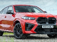 BMW X6 M, Czerwony