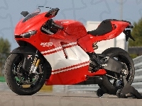 Ducati Desmosedici RR