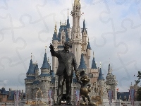 Zamek, Disney, Pomnik