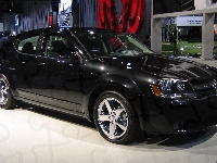 Dodge Avenger, Debiut, Wystawa