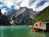 Jezioro Braies, Południowy Tyrol, Łódki, Włochy, Góry Dolomity, Dom