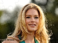 Doutzen Kroes, Uśmiechnięta, Blondynka