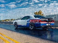 Dodge Challenger Mopar Drag Pak, Biało-niebieski