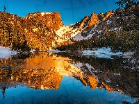 Jezioro, Kolorado, Stany Zjednoczone, Park Narodowy Gór Skalistych, Dream Lake, Odbicie, Jesień, Góry, Lasy