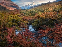 Park Narodowy Los Glaciares, Góry Andy, Jesień, Góra, Drzewa, Patagonia, Argentyna, Fitz Roy, Rzeka