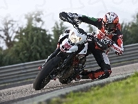 Ducati Hypermotard 1100 Evo