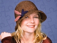 Kirsten Dunst, Kapelusz