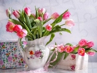 Tulipany, Dzban, Pudełka
