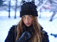Brunetka, Dziewczyna, Zima