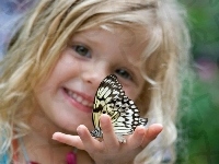 Dłoń, Dziewczynka, Motyl