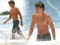 Zac Efron, woda