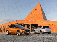 Skoda Fabia, Dwa, Samochody, Budynek
