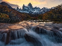 Fitz Roy, Patagonia, Argentyna, Góry, Rzeka, Roślinność, Jesień, Szczyt, Kolorowa
