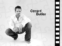 Gerard Butler, biała koszula