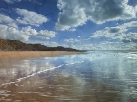 Góry, Morze, Plaża, Chmury