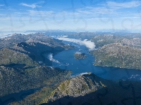 Góry, Gullesfjorden, Fiord, Norwegia, Lofoty