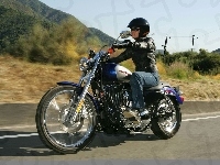 Harley Davidson Sportster XL1200C, Motocyklistka