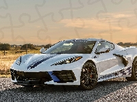 Niebo, 2023, Łąka, Hennessey Supercharge H700, Biały, Pobocze, Chevrolet C8 Corvette Stingray, Przód