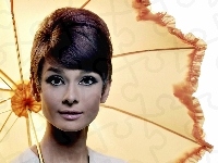 Audrey Hepburn, Aktorka, Parasolka