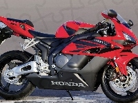 Czerwona, Honda CBR1000RR