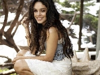 Vanessa Hudgens, Uśmiech