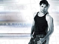 Enrique Iglesias, Podkoszulek