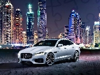 Jaguar XF, Samochód, Dubaj