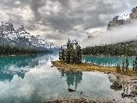 Park Narodowy Jasper, Góry, Drzewa, Wyspa Ducha, Kanada, Jezioro Maligne, Mgła