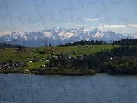 Pola, Jezioro, Góry