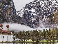 Jezioro Königssee, Bawaria, Góry, Niemcy, Miejscowość Schönau am Königssee, Kościół św. Bartłomieja