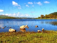 Wzgórza, Jezioro, Kamienie