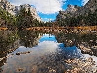 Park Narodowy Yosemite, Stan Kalifornia, Góry, Kamienie, Chmury, Drzewa, Stany Zjednoczone, Dolina Valley, Odbicie
