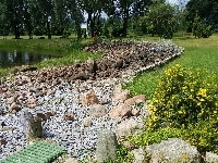 Kamienie, Kwiaty, Park, Staw, Ławki