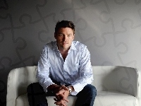 Aktor, Karl Urban