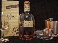 Whisky, Kartonik, Slyrs, Piersiówka, Kieliszki