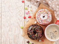 Kawa, Donuty, Pączki