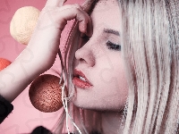 Blondynka, Kobieta, Kulki