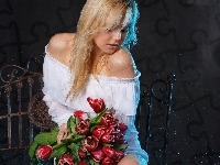 Blondynka, Kobieta, Tulipany