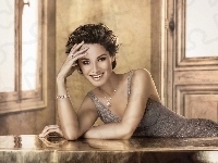 Kobieta, Uśmiech, Bérénice Marlohe